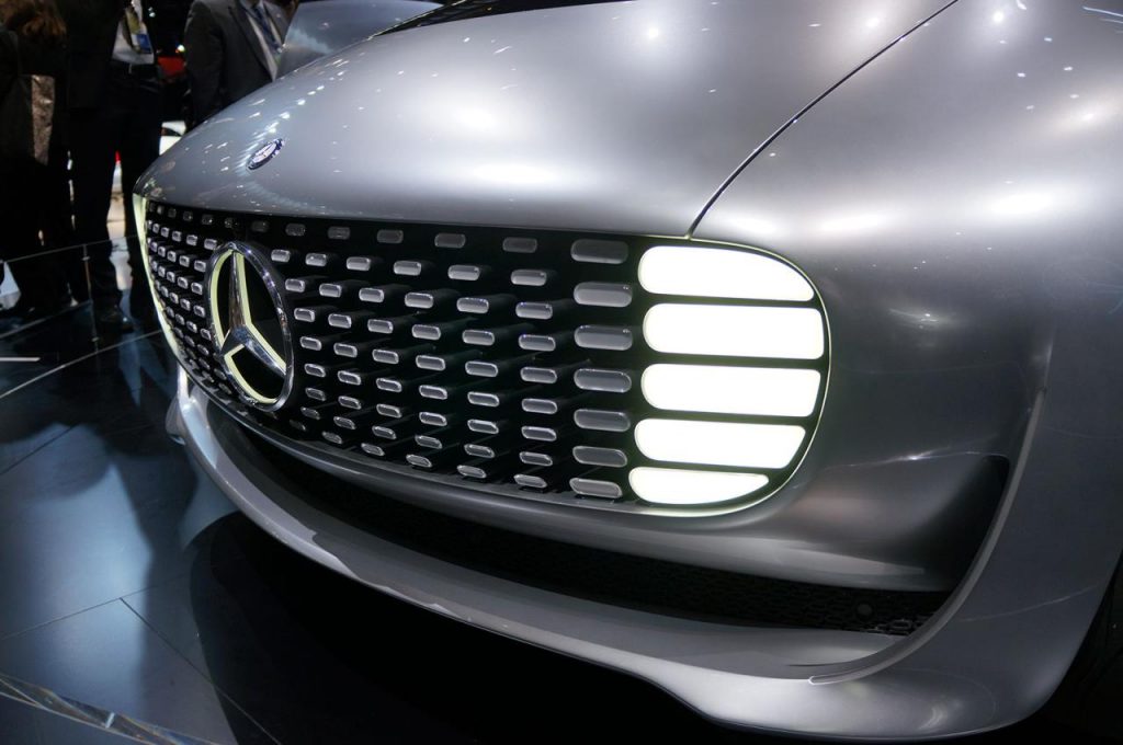 hd-dtroit_2015_live_mercedes_f015_concept_1-9
