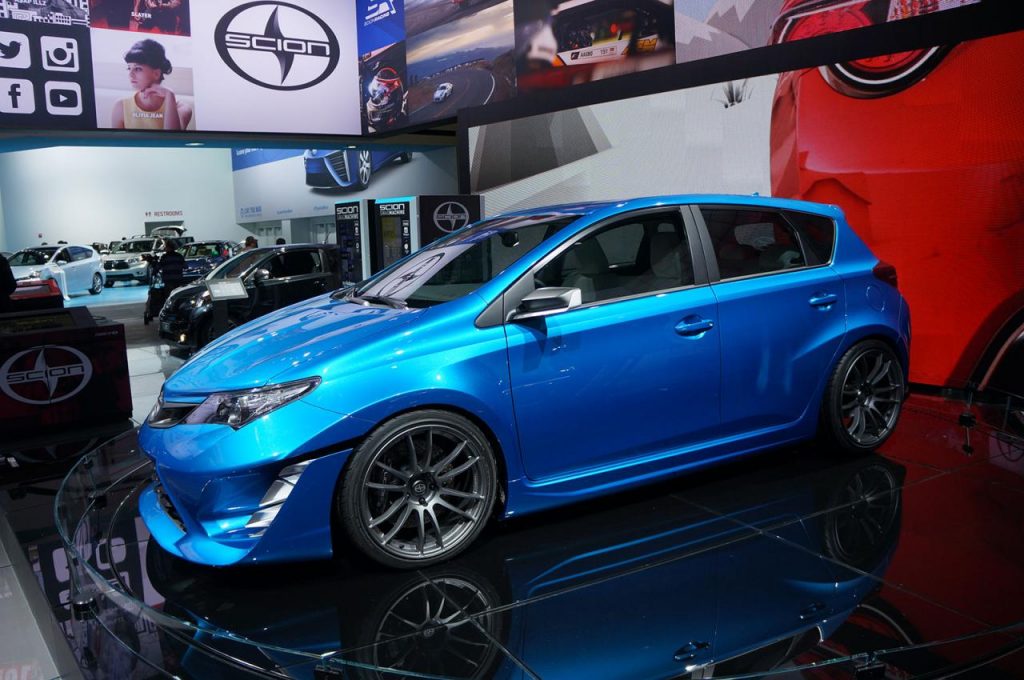 hd-dtroit_2015_live_scion_im_concept_1