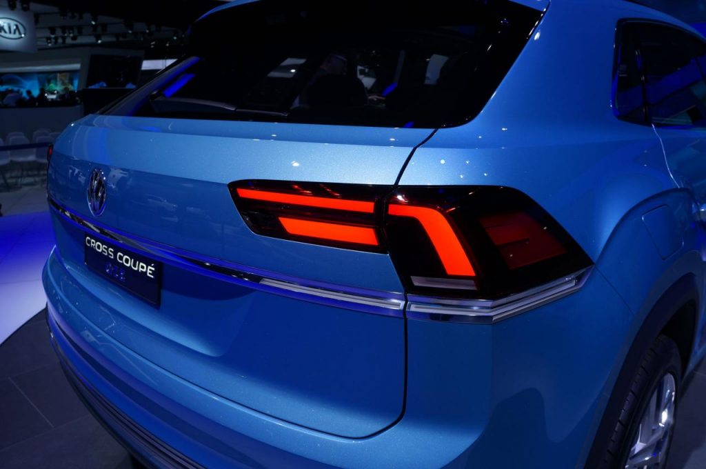 hd-dtroit_2015_live_volkswagen_cross_coup_gte_concept_1-8