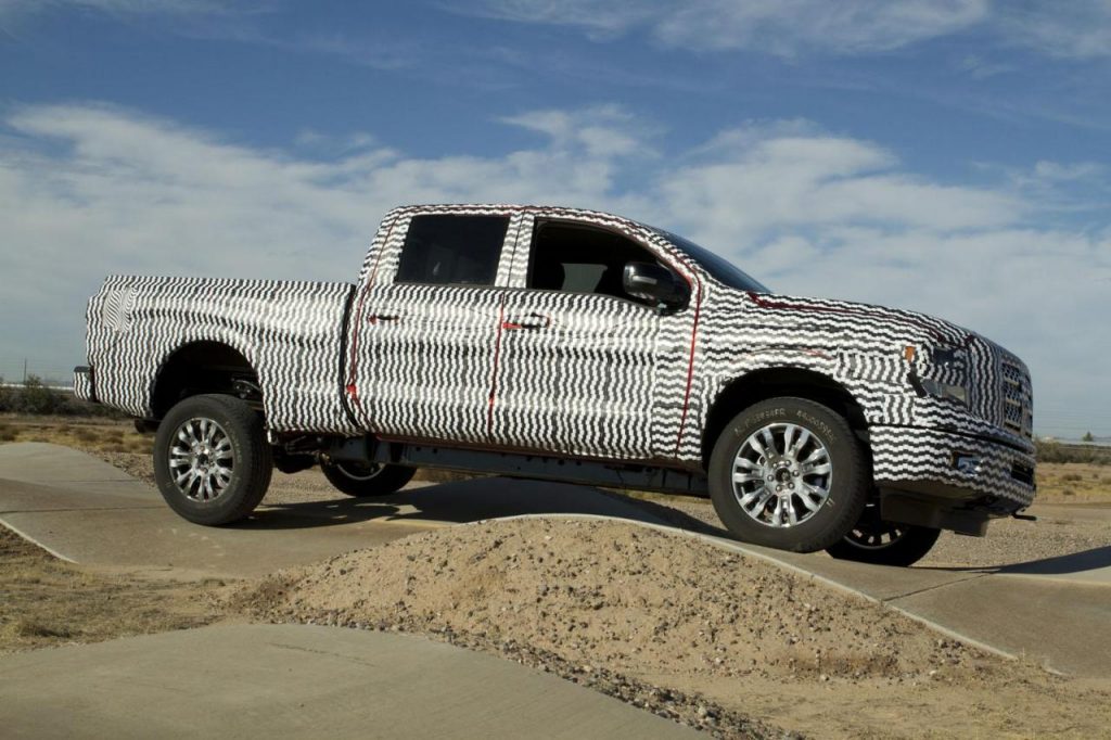 hd-dtroit_2015_nissan_titan_suite_du_teasing_1