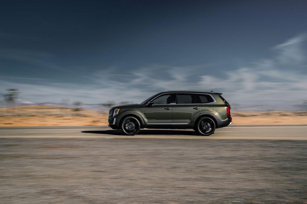 hd-dtroit_2019_kia_telluride_1-5