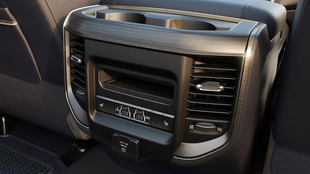 hd-dtroit_2019_le_ram_heavy_duty_montre_ses_muscles_1-6