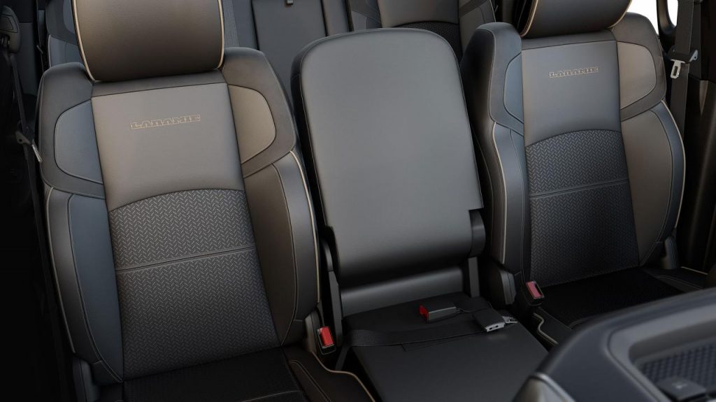 hd-dtroit_2019_le_ram_heavy_duty_montre_ses_muscles_1-8