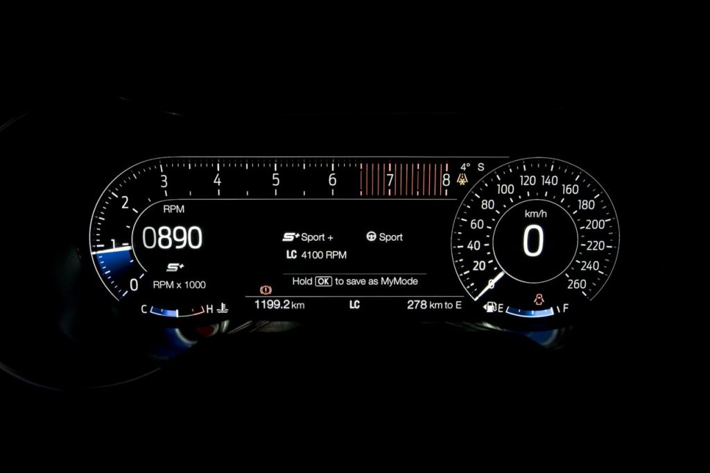 hd-essai_ford_mustang_gt_burn_in_usa_1-11