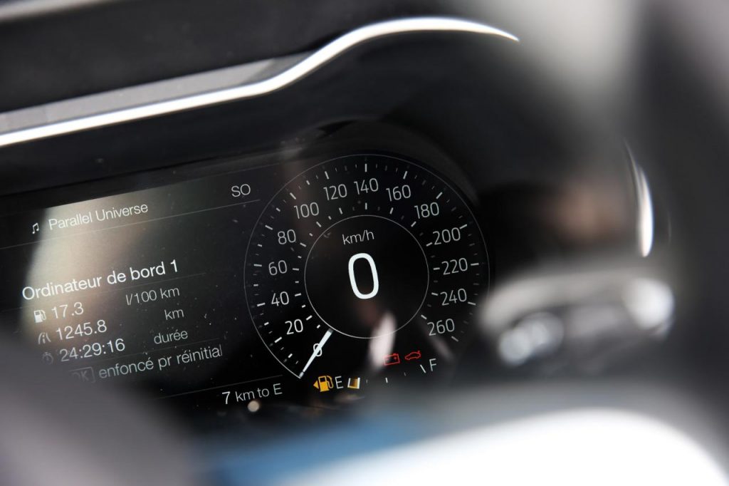 hd-essai_ford_mustang_gt_burn_in_usa_1-9