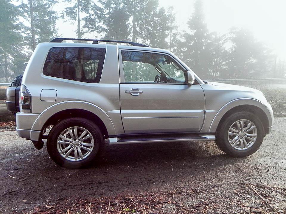 hd-essai_mitsubishi_pajero_baroudeur_d_honneur_1-2