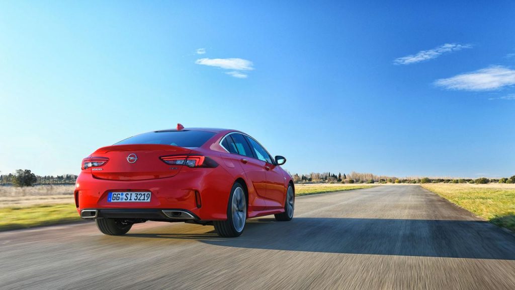 hd-essai_opel_insignia_grand_sport_gsi_260_ch_1-5