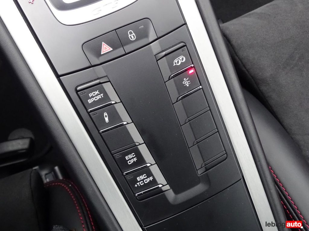 hd-essai_porsche_911_gt3_1-1