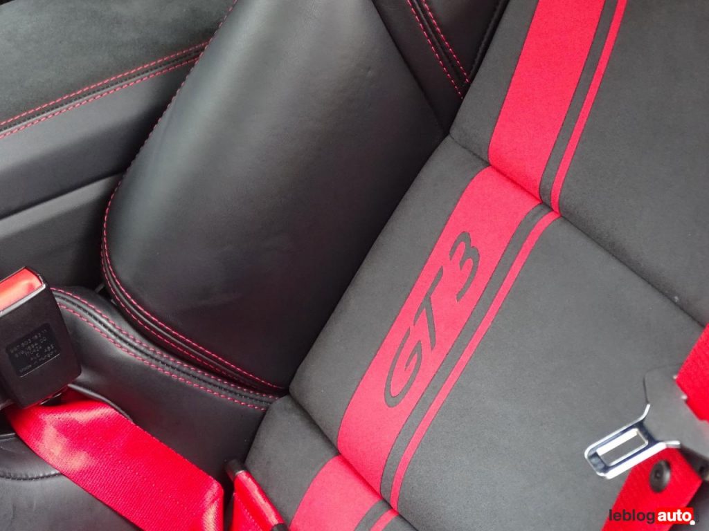 hd-essai_porsche_911_gt3_1-13