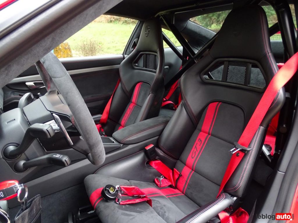hd-essai_porsche_911_gt3_1-14