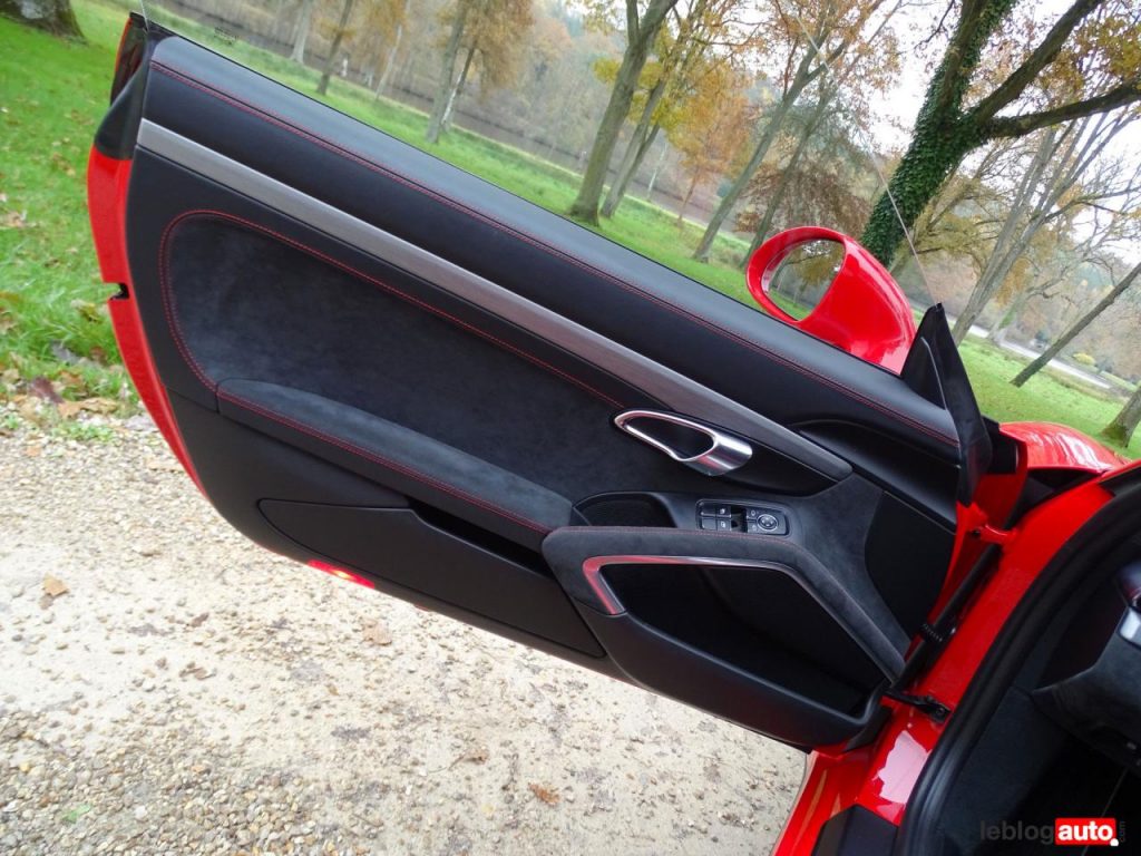 hd-essai_porsche_911_gt3_1-16