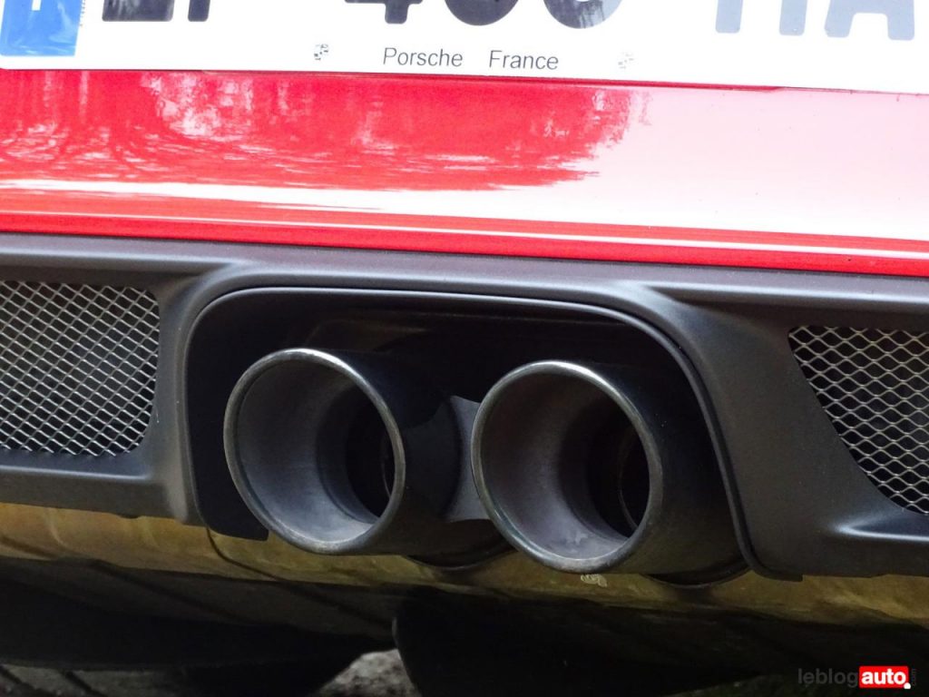 hd-essai_porsche_911_gt3_1-25