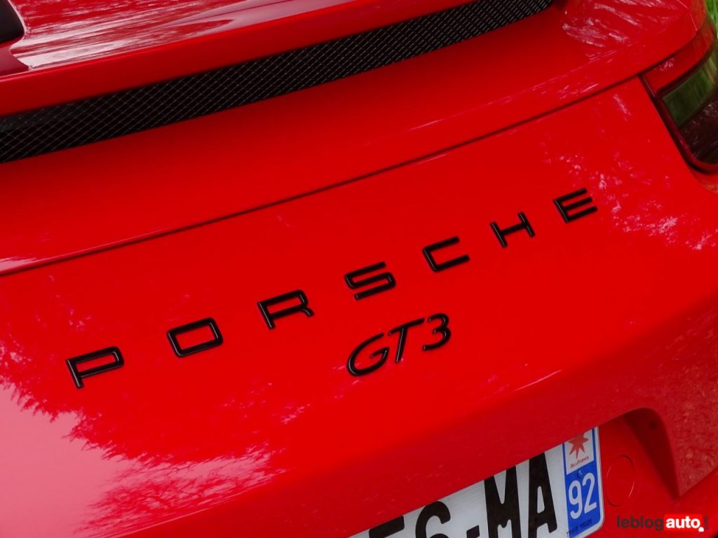 hd-essai_porsche_911_gt3_1-28