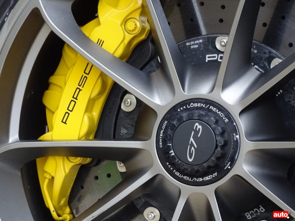 hd-essai_porsche_911_gt3_1-34