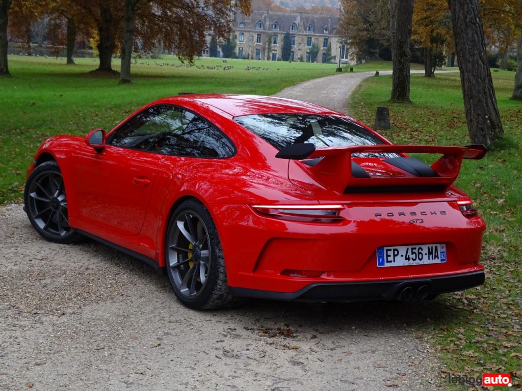 hd-essai_porsche_911_gt3_1-40