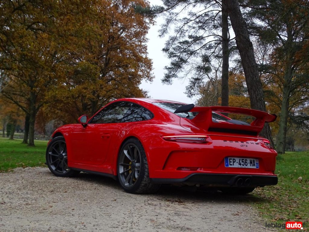 hd-essai_porsche_911_gt3_1-42