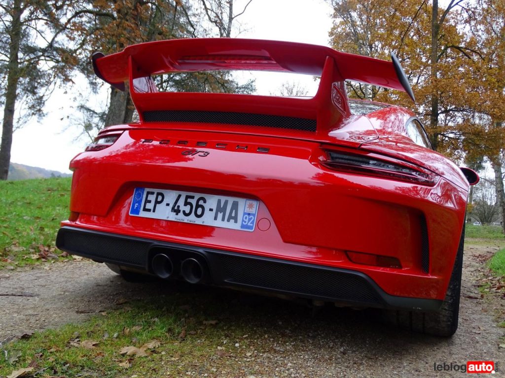 hd-essai_porsche_911_gt3_1-43