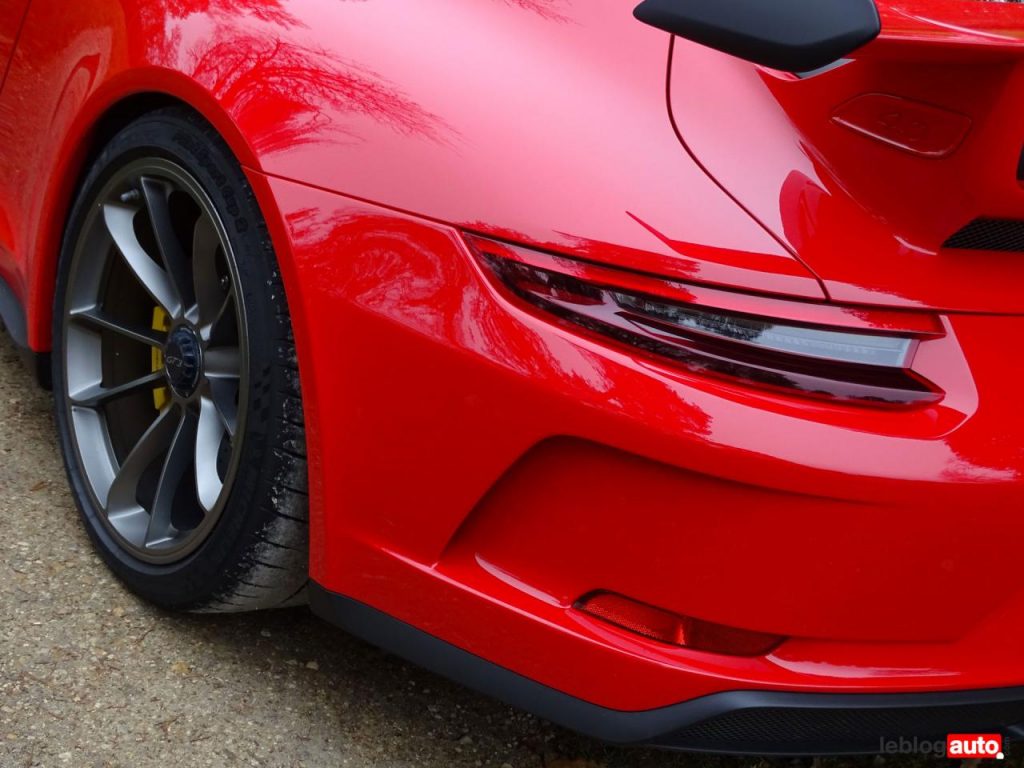 hd-essai_porsche_911_gt3_1-44