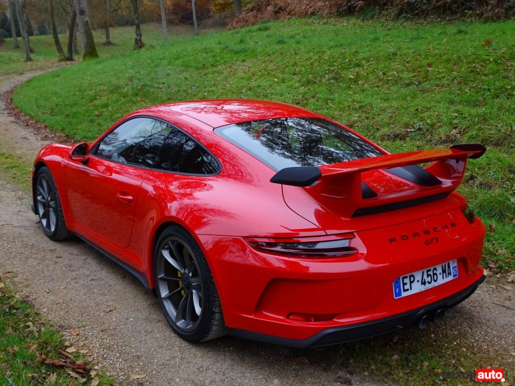 hd-essai_porsche_911_gt3_1-45