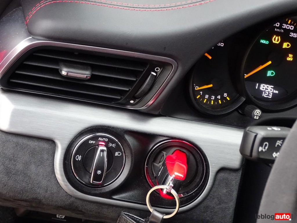 hd-essai_porsche_911_gt3_1-6