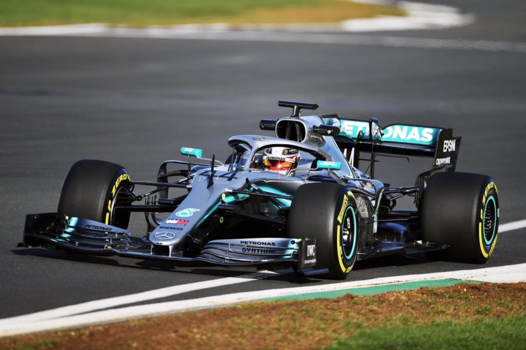 hd-f1_2019_mercedes_dgaine_la_w10_1-8