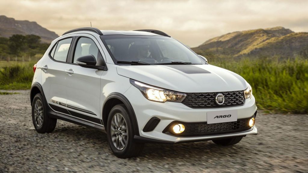 hd-fiat_argo_trekking_toujours_pour_l_amrique_du_sud_1-15