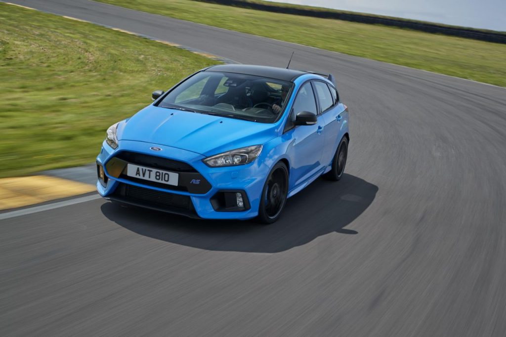hd-ford_focus_rs_mountune_m400_1-4