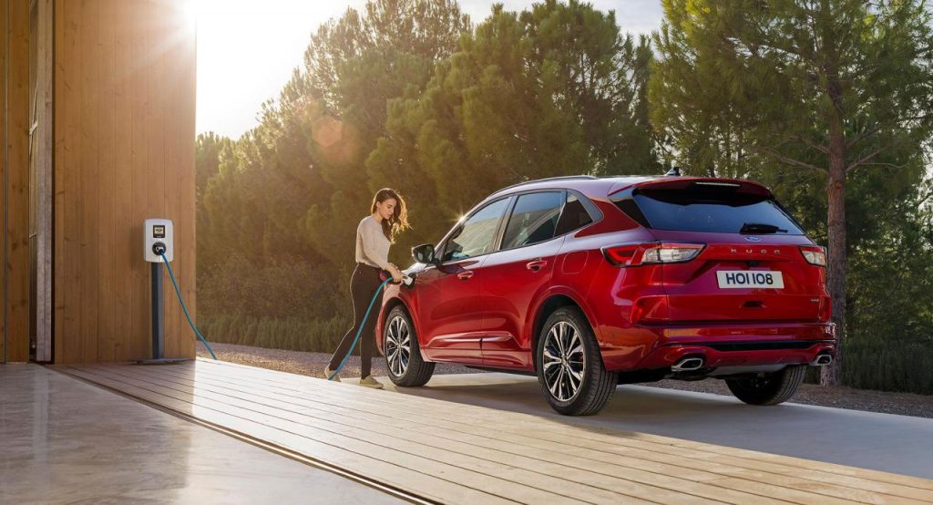hd-ford_kuga_par_pour_2020_en_hybride_rechargeable_1-12