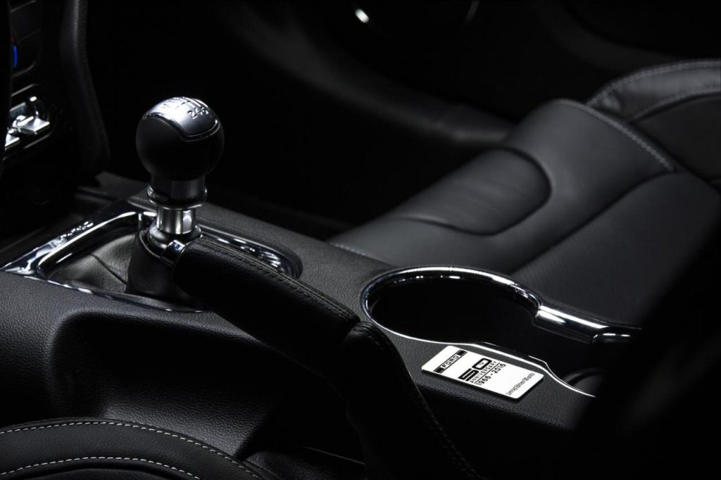 hd-ford_lance_une_srie_spciale_50th_anniversary_1-3