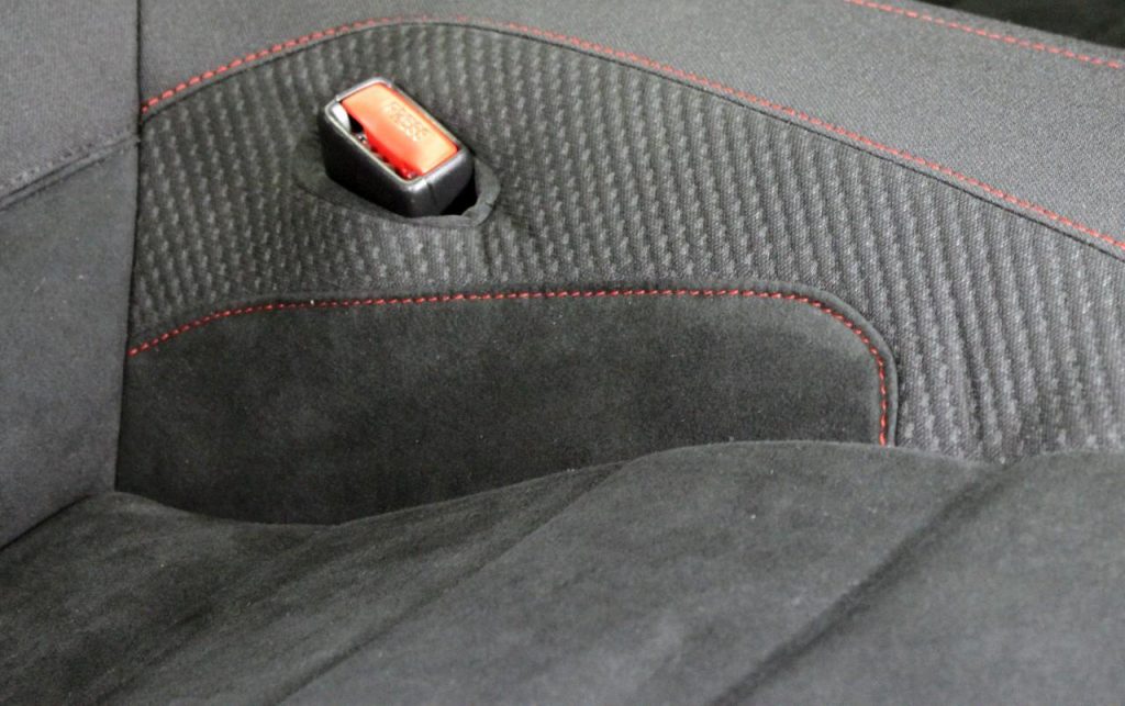 hd-ford_shelby_gt350r_mustang_2plus2_1-1