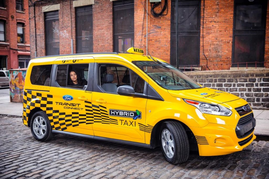 hd-ford_transit_connect_hybride_taxi_et_prototype_1