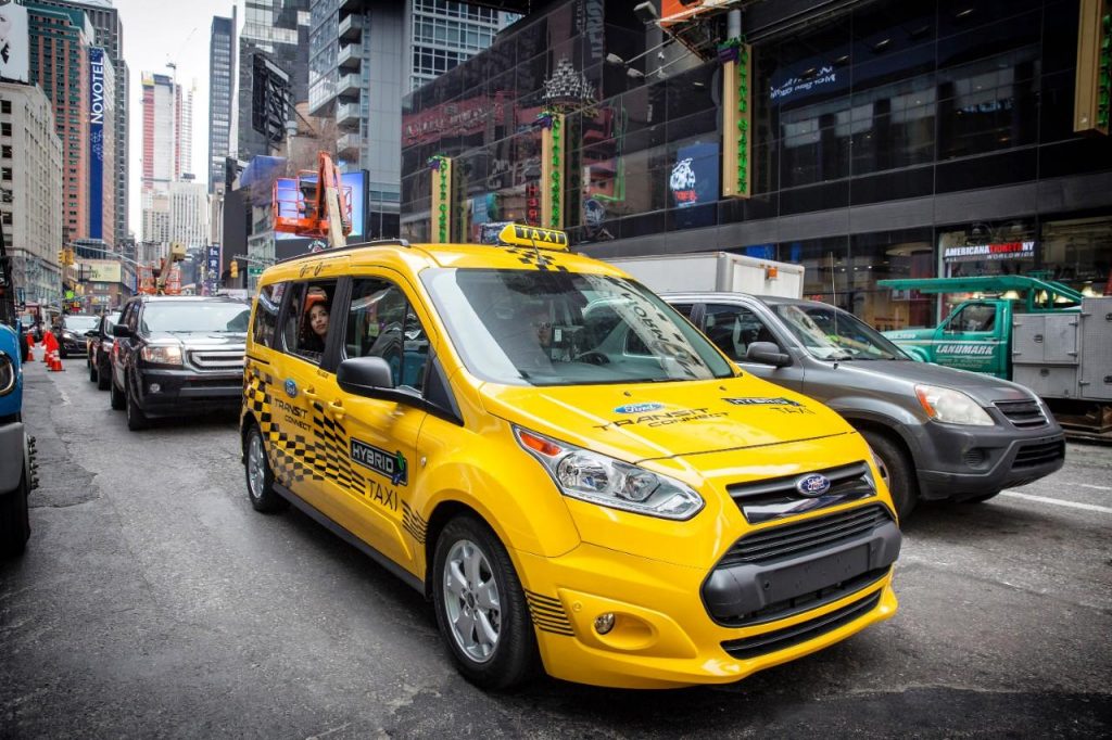 hd-ford_transit_connect_hybride_taxi_et_prototype_1-5