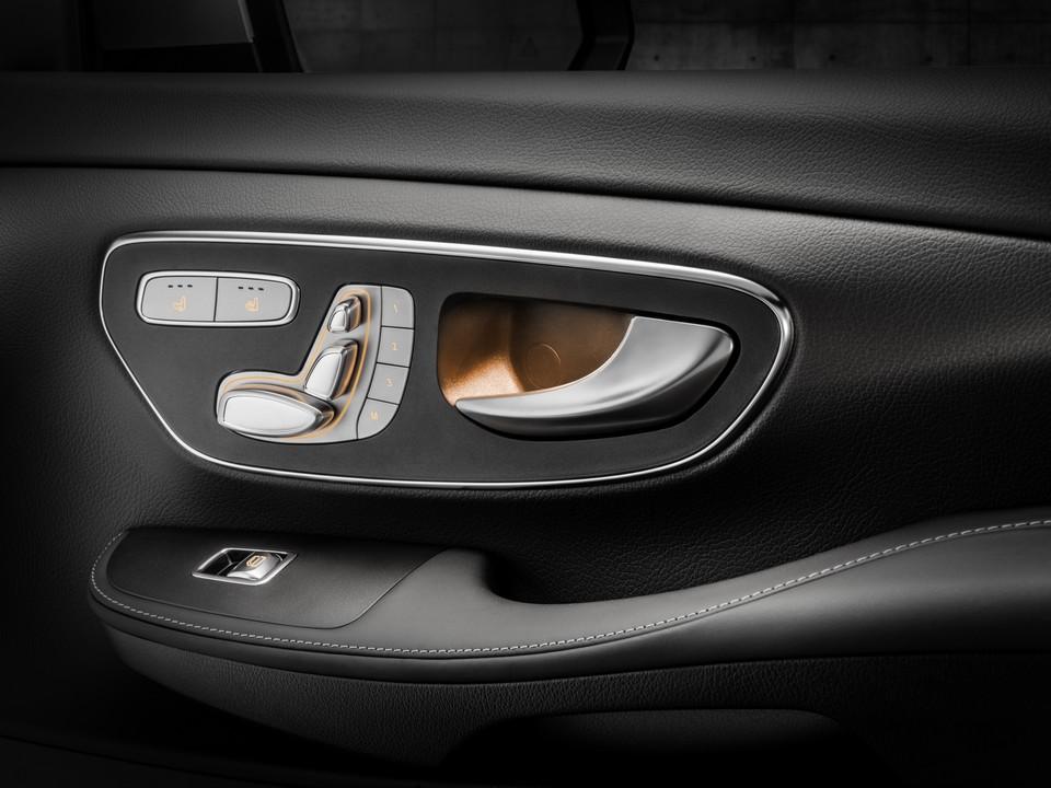 hd-francfort_2015_mercedes_classe_v_amg_1