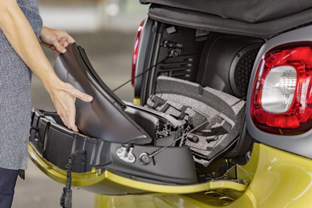 hd-francfort_2015_smart_fortwo_cabrio_1-1