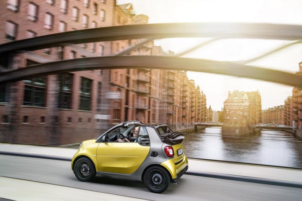 hd-francfort_2015_smart_fortwo_cabrio_1-10