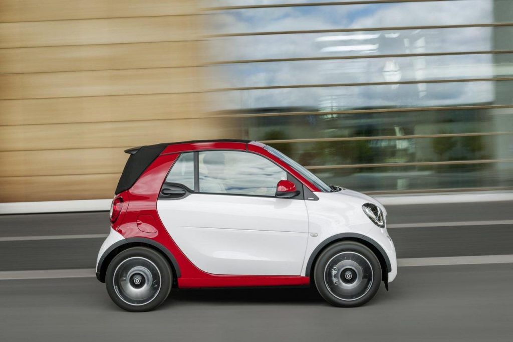 hd-francfort_2015_smart_fortwo_cabrio_1-7