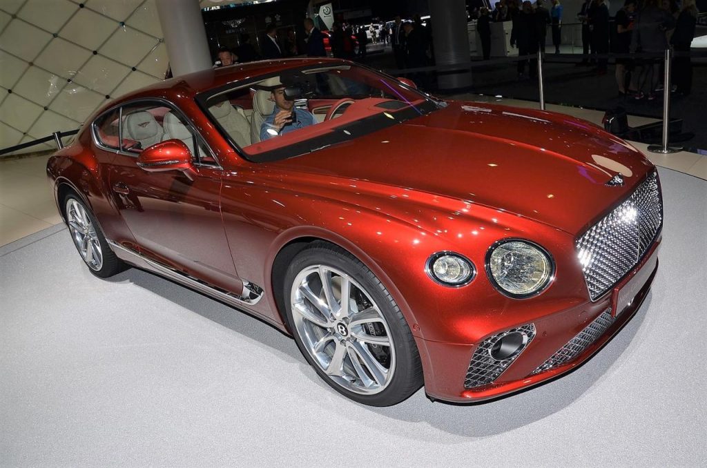 hd-francfort_2017_live_bentley_continental_gt_royalement_race_vido_1-18