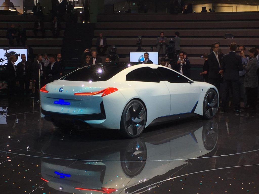 hd-francfort_2017_live_bmw_i_vision_dynamics_2-13