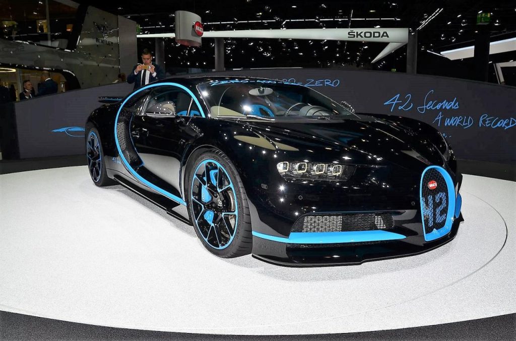 hd-francfort_2017_live_bugatti_chiron_42_seconds_vido_1-10