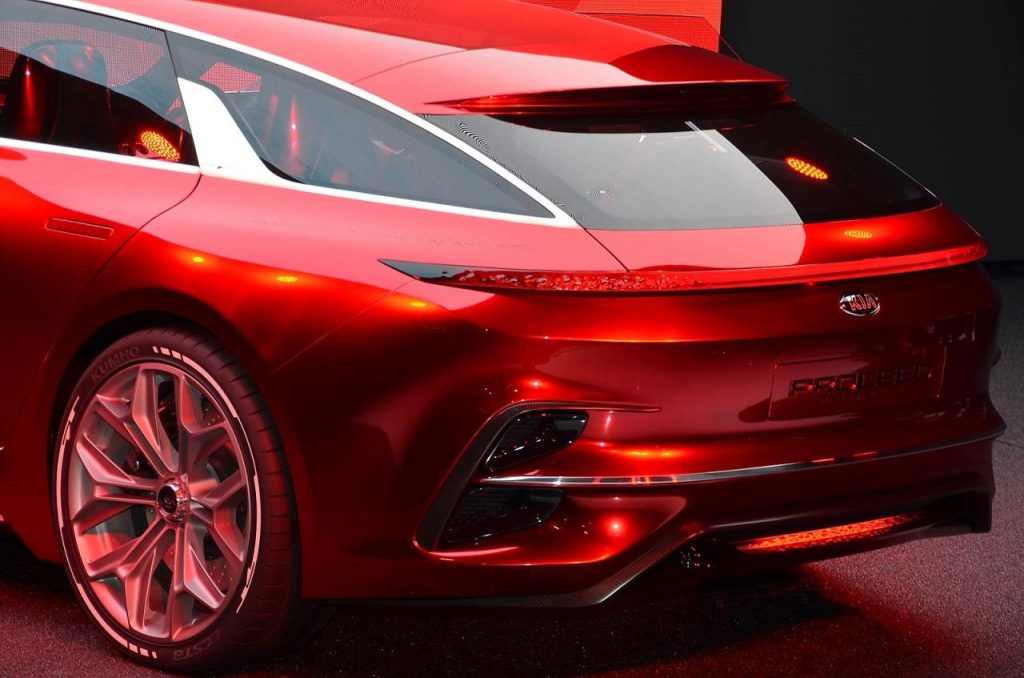 hd-francfort_2017_live_la_kia_proceed_concept_vido_1-2