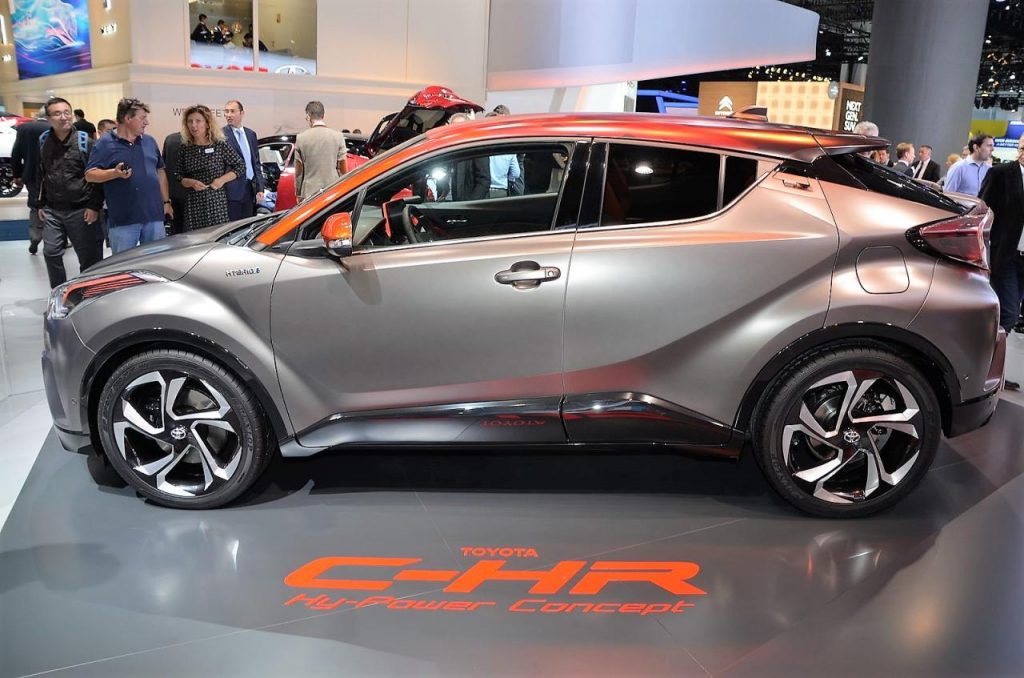 hd-francfort_2017_live_toyota_c_hr_hy_power_1-10
