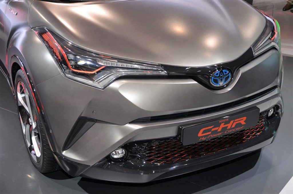 hd-francfort_2017_live_toyota_c_hr_hy_power_1-3