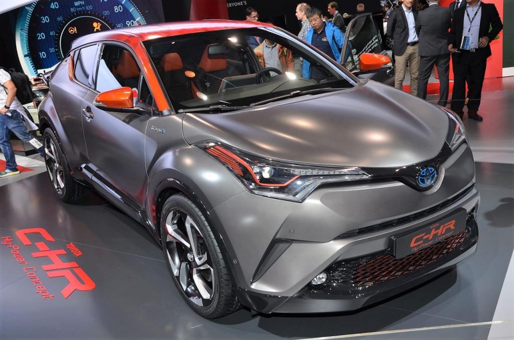 hd-francfort_2017_live_toyota_c_hr_hy_power_1-4