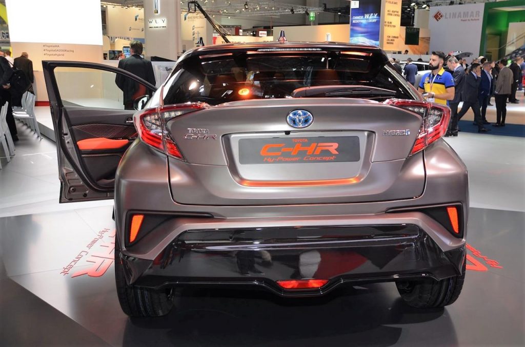 hd-francfort_2017_live_toyota_c_hr_hy_power_1-6
