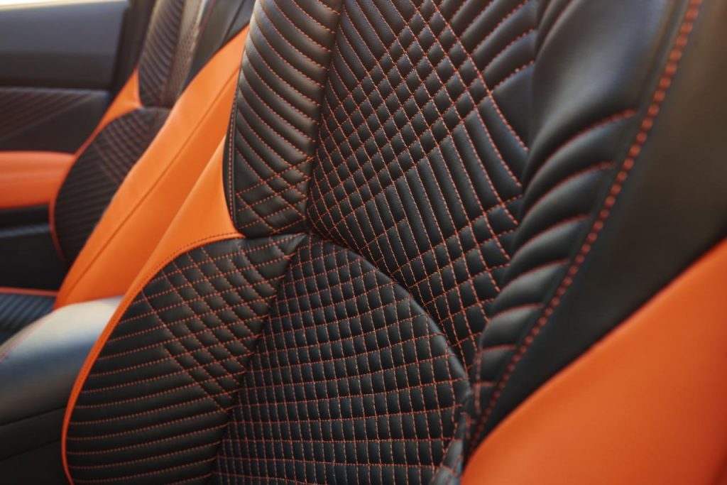 hd-francfort_2017_live_toyota_c_hr_hy_power_2