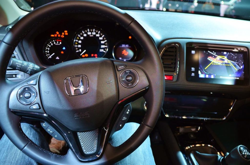 hd-genve_2015_live_honda_hr_v_1-12