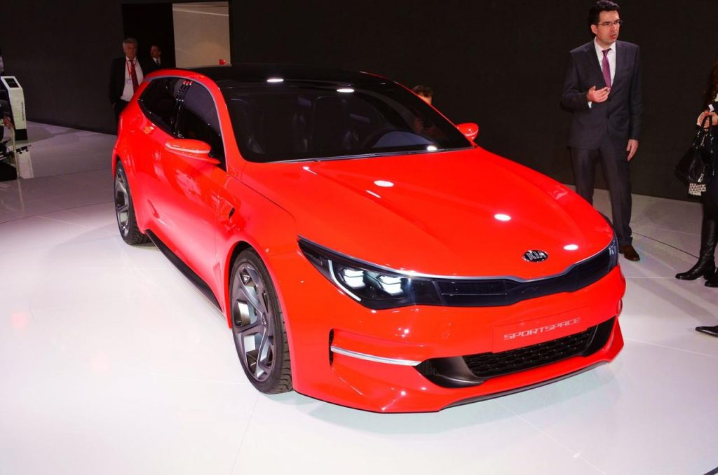 hd-genve_2015_live_kia_sportspace_concept_1-3