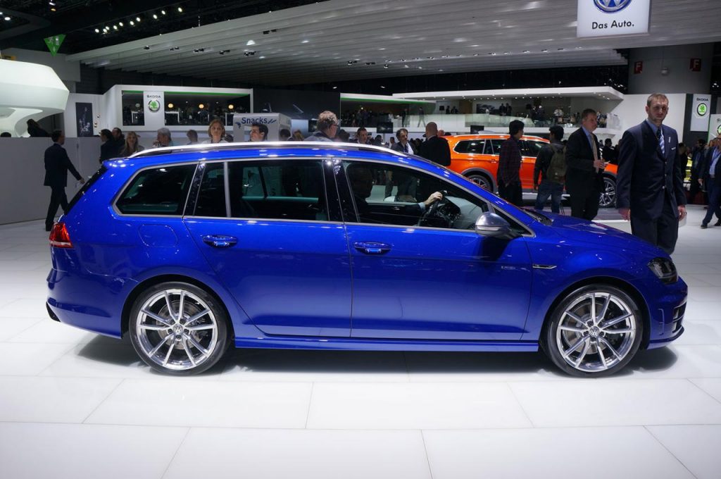 hd-genve_2015_live_volkswagen_golf_r_variant_1-5