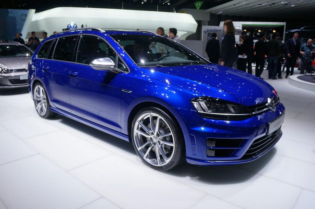 hd-genve_2015_live_volkswagen_golf_r_variant_1-7