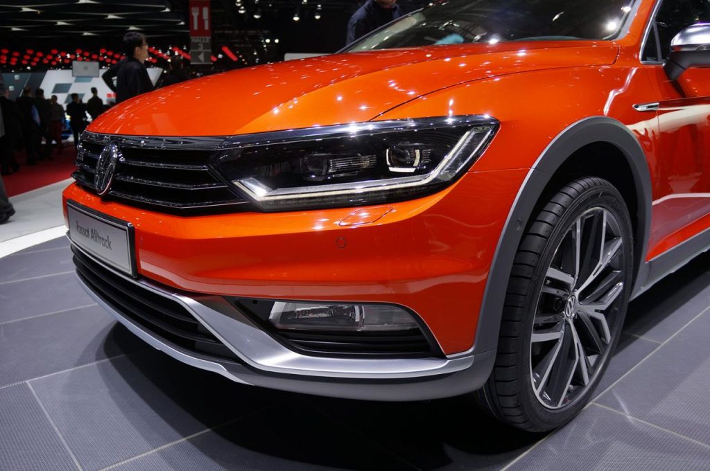 hd-genve_2015_live_volkswagen_passat_alltrack_1-6